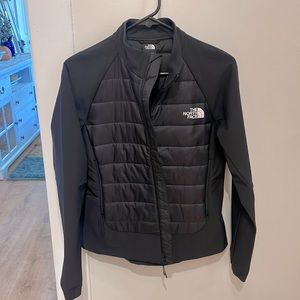 New Northface women's medium lightweight jacket!